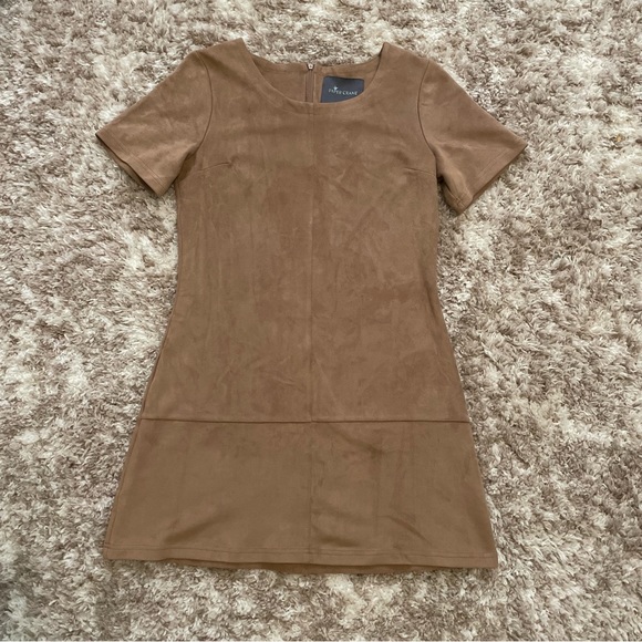Anthropologie Paper Crane Faux Suede Taupe Mini Dress M - Picture 2 of 6